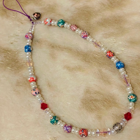 Phone String! Pearl & Bling!💕💎 - Picture 6 of 9